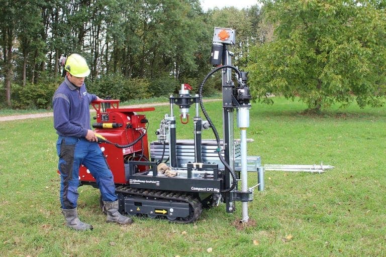 Equipo hidráulico CC 130 para ensayos CPT urbanos